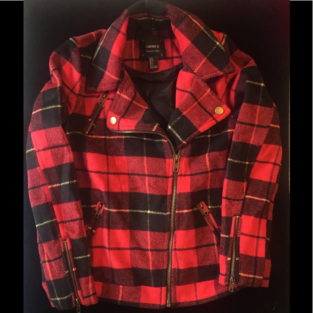 ❤️🖤Forever 21 plaid lined coat Sz. Small